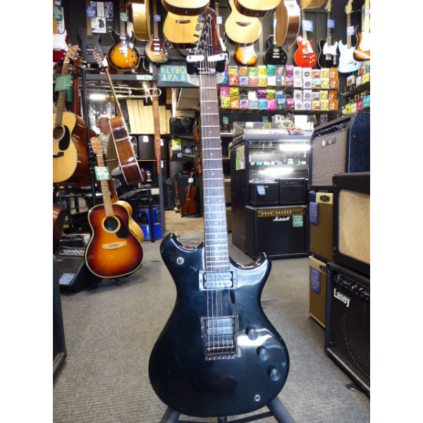 <p>Quality Japanese-made guitar from the mid-'80s.</p><p>Condition: Lots of bumps and bruises and a bit of fret wear.</p>