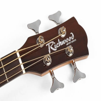 Acoustic travel bass 620mm scale, solid top, die cast machine heads, Fishman Presys EQ, with bag.