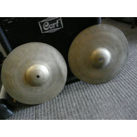 Very old 11" hihats made in Turkey.&nbsp; These are the 'Constantinople' era cymbals and date from between 1913 and 1930.