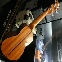 Lovely soprano ukulele with solid spruce top and gloss finish.