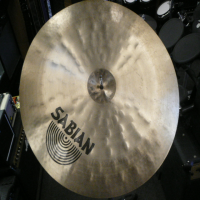 Superb china cymbal in excellent condition.