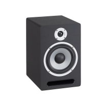 Bi-amped two-way active reference monitors.<br />60W RMS output power Woofer<br />30W RMS output power Tweeter<br />45Hz - 22KHz Frequency Response at -10dB<br />6.5&ldquo; Woofer<br />1.0&rdquo; Tweeter Silk Dome<br /><br />