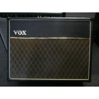 <p>Lovely all-valve 2x12 amp with footswitch and manual.</p><p>Condition: a couple of small scuffs and a mark on the top where the tolex has been glued back, otherwise excellent.</p>