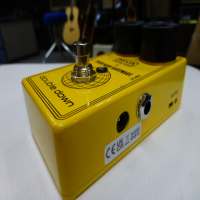 <p>Two separate MXR Micro Amp circuits in a single box.&nbsp; Good condition.</p><p>New Price: &pound;225</p>