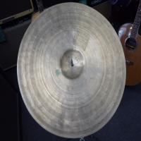 1920s 16" crash cymbal in excellent condition.&nbsp; Made in Constantinople.