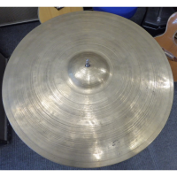 1920s 16" crash cymbal in excellent condition.&nbsp; Made in Constantinople.