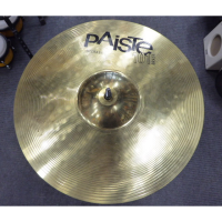 14" crash cymbal in excellent condition.