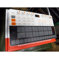 <p style="margin:0in;font-family:Calibri;font-size:11.0pt;">Made in collaboration with Italian analogue specialist Soundmachines, UNO Drum follows the acclaimed UNO Synth, combining massive analogue tone with digital flexibility and convenience.</p><p style="margin:0in;font-family:Calibri;font-size:11.0pt;">UNO Drum makes it easy to program and perform using the widest sonic palette to add professional drum grooves to your music.</p><p></p><p>Mint condition, boxed, with manual, midi breakout cables and USB cable.</p>