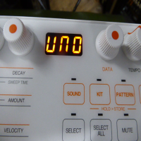 <p style="margin:0in;font-family:Calibri;font-size:11.0pt;">Made in collaboration with Italian analogue specialist Soundmachines, UNO Drum follows the acclaimed UNO Synth, combining massive analogue tone with digital flexibility and convenience.</p><p style="margin:0in;font-family:Calibri;font-size:11.0pt;">UNO Drum makes it easy to program and perform using the widest sonic palette to add professional drum grooves to your music.</p><p></p><p>Mint condition, boxed, with manual, midi breakout cables and USB cable.</p>
