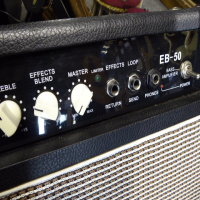 <p>50 watt bass guitar amplifier with tilt-back design.</p><p>Good condition.</p>