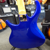 <p>Entry-level single pickup bass guitar with great tone and playability.</p><p>Condition: A feew small marks here and there, otherwise fine.</p>