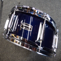 Decent entry-level snare drum in excellent condition.
