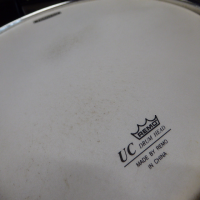 Decent entry-level snare drum in excellent condition.