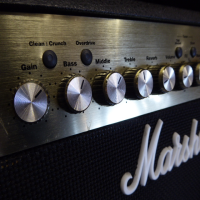 Awesome 30 watt multi-effects guitar amplifier in great condition.