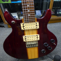 <p>Superb double-cut twin humbucking guitar made in Japan (Matsumoku factory, 1981).</p><p>Condition: Various bumps and bruises, a bit of fret wear, otherwise fine.</p>