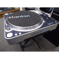 <p>Great Direct Drive turntable with a host of features:</p><p>Plays 33, 45 and 78 RPM, with variable speed slider.</p><p>Pitch lock function allows the speed to be varied without affecting the pitch.</p><p>Reverse mode.</p><br />