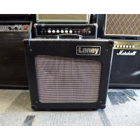 <p>Compact 15 watt/1 watt valve guitar amplifier in excellent condition.</p>