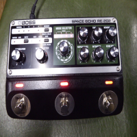 <p style="margin:0in;font-family:Calibri;font-size:11.0pt;">Authentically
recreates the sound and behaviour of the legendary Roland RE-201 Space Echo</p><p style="margin:0in;font-family:Calibri;font-size:11.0pt;"></p><p style="margin:0in;font-family:Calibri;font-size:11.0pt;">Classic multi-head
tape echo sound with expanded delay time</p><p style="margin:0in;font-family:Calibri;font-size:11.0pt;"></p><p style="margin:0in;font-family:Calibri;font-size:11.0pt;">Original three-head
configuration plus additional tape head for 12 unique echo combinations</p><p style="margin:0in;font-family:Calibri;font-size:11.0pt;"></p><p style="margin:0in;font-family:Calibri;font-size:11.0pt;">Independent stereo
reverb section with original spring reverb type plus hall, plate, room, and
ambience</p><p style="margin:0in;font-family:Calibri;font-size:11.0pt;"></p><p style="margin:0in;font-family:Calibri;font-size:11.0pt;">Saturation control
for adding magnetic tape compression and preamp coloration</p><p style="margin:0in;font-family:Calibri;font-size:11.0pt;"></p><p style="margin:0in;font-family:Calibri;font-size:11.0pt;">Wow &amp; Flutter
control for introducing varying levels of natural tape modulation</p><p style="margin:0in;font-family:Calibri;font-size:11.0pt;"></p><p style="margin:0in;font-family:Calibri;font-size:11.0pt;">Choose between new
and aged tape conditions</p><p style="margin:0in;font-family:Calibri;font-size:11.0pt;"></p><p style="margin:0in;font-family:Calibri;font-size:11.0pt;">Selectable input
modes for optimum performance with instruments and line-level gear</p><p style="margin:0in;font-family:Calibri;font-size:11.0pt;"></p><p style="margin:0in;font-family:Calibri;font-size:11.0pt;">Warp and Twist
effects with footswitch control</p><p style="margin:0in;font-family:Calibri;font-size:11.0pt;"></p><p style="margin:0in;font-family:Calibri;font-size:11.0pt;">Select between the
unprocessed analog dry signal or the modeled sound of the original Space Echo
preamp</p><p style="margin:0in;font-family:Calibri;font-size:11.0pt;"></p><p style="margin:0in;font-family:Calibri;font-size:11.0pt;">Four onboard
memories plus the current panel settings</p><p style="margin:0in;font-family:Calibri;font-size:11.0pt;"></p><p style="margin:0in;font-family:Calibri;font-size:11.0pt;">Save and select 127
memories via external MIDI program change</p><p style="margin:0in;font-family:Calibri;font-size:11.0pt;"></p><p style="margin:0in;font-family:Calibri;font-size:11.0pt;">Tap tempo and
carryover functions</p><p style="margin:0in;font-family:Calibri;font-size:11.0pt;"></p><p style="margin:0in;font-family:Calibri;font-size:11.0pt;">True stereo input
and output</p><p style="margin:0in;font-family:Calibri;font-size:11.0pt;"></p><p style="margin:0in;font-family:Calibri;font-size:11.0pt;">Expandable control
via external footswitches, an expression pedal, or MIDI</p>