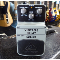 Affordable delay pedal in good condition.