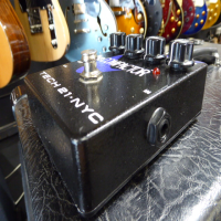 Nice compressor/EQ pedal for bass guitar.&nbsp; Good condition.