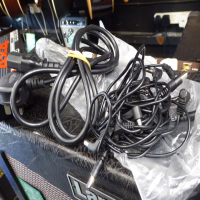 <p>Quality powerbank for guitar pedals.&nbsp; Includes bracket for mounting to pedal boards, mains lead, and multiple pedal power leads.</p><p>Good condition.</p>
