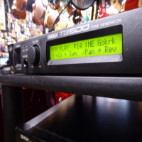 <p>Sound module using Yamaha's AWM2 format.</p><p>Essentially it's an SY85 synth with more than double the polyphony. (64 note)</p><br />