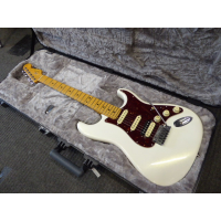 <p>2021 American Ultra HSS strat in a lovely arctic pearl finish.&nbsp; Includes original Fender hard case and case candy.</p><p>Condition: A tiny chip in the back finish and a little bit of fret wear, otherwise excellent.</p>