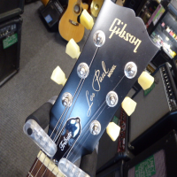 <p>Lovely Gibson Les Paul with original padded bag and case candy.</p><p>This is 3.6kg, making it a good option for someone wanting a lighter Les Paul model than the Standard.</p><p>Condition: A few small marks and dents, nothing major!</p>