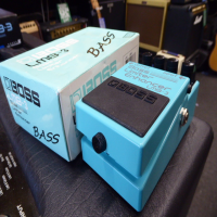 Bass limiter/enhancer pedal in excellent condition with box.