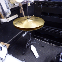 <p>Stunning 5-piece drum kit by Pearl.</p><p>Excellent condition.</p>